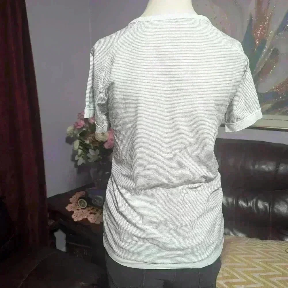 Lululemon shirt
